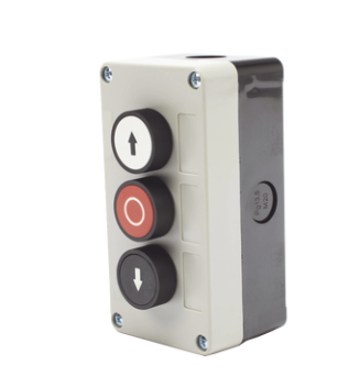 XBS-SW-02 Botonera Triple Para Barreras Vehiculares, Operadores Corredizos y Abatibles.